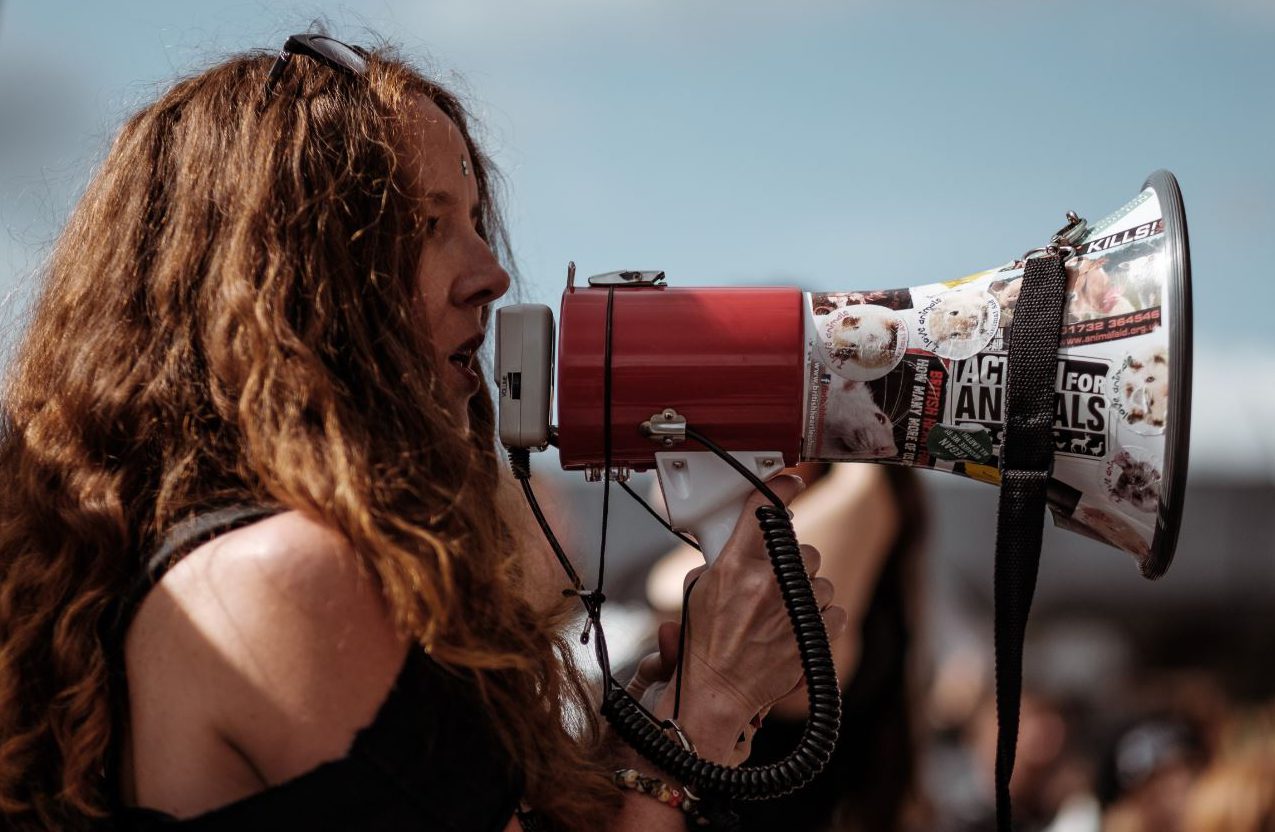 Are existing languages too “patriarchal” to adequately express the feelings of women?