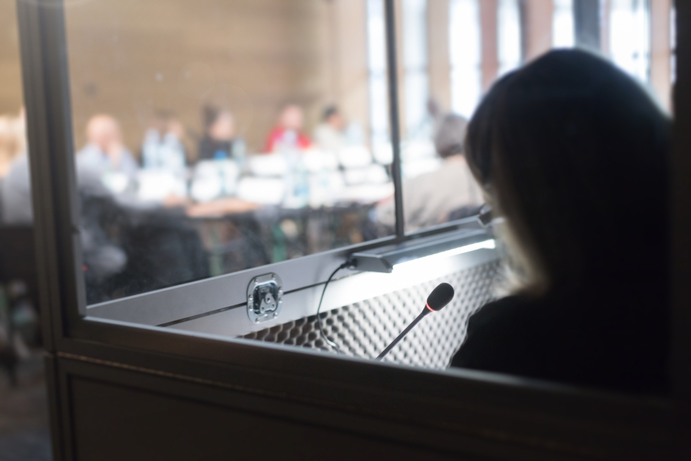 Interpreters and translators on strike in the Netherlands: time to think about how to protect the profession