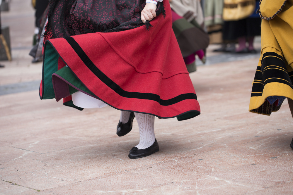 Dancing.,Asturias',Traditional,Costume